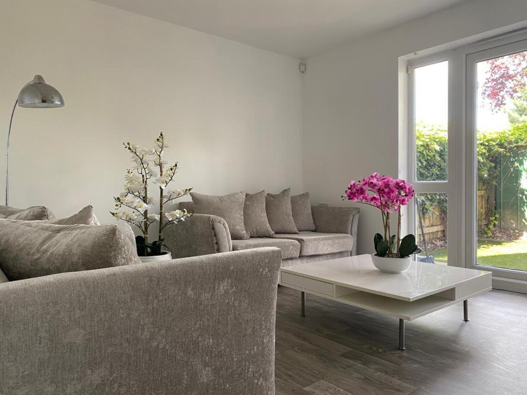Modern, Stylish And Central Home マンチェスター エクステリア 写真